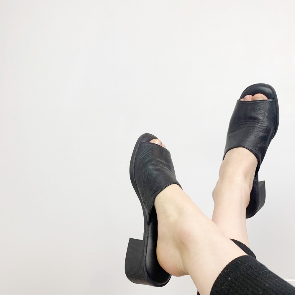 Vintage Black Leather Open-Toe Block Heel Platform Sandals